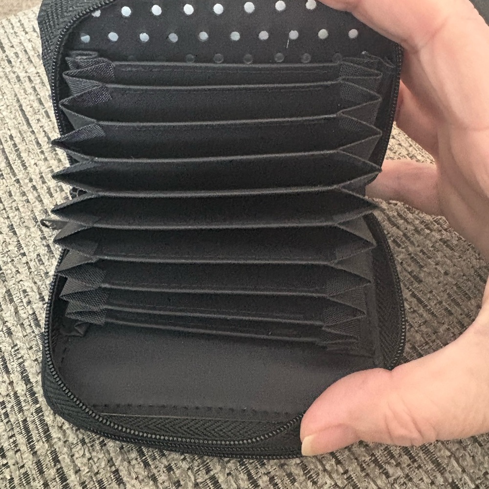 Buxton Solid Colored Black Pebbled Multi Card Wiz… - image 4